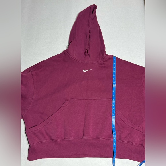 Women’s Nike hoodie maroon in color size large. - Picture 2 of 7